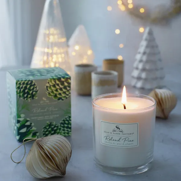 Roland Pine 9 oz Soy Candle