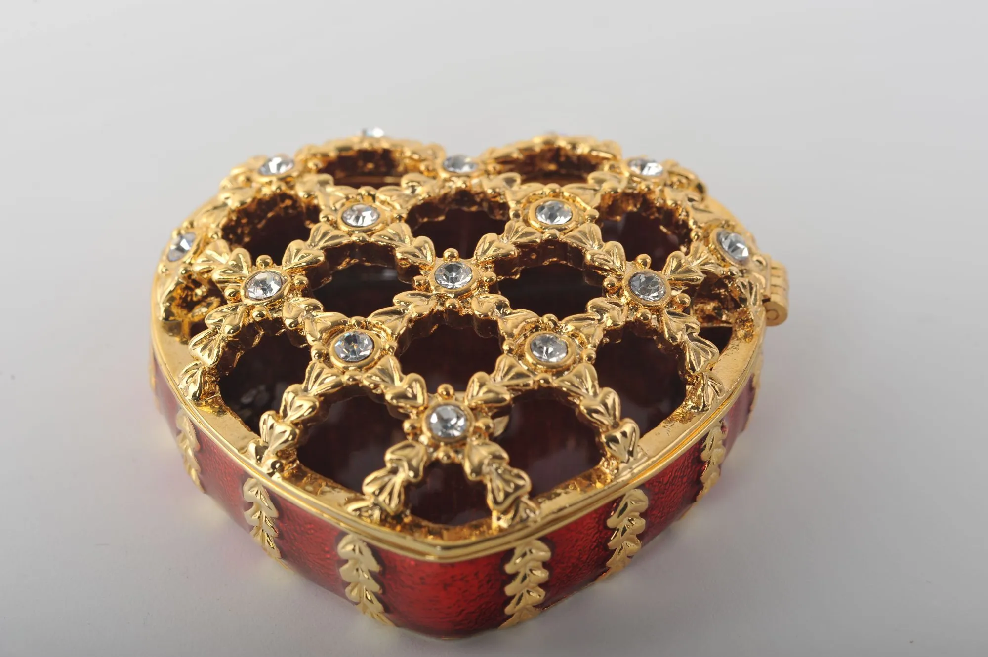 Shiny Heart Trinket Box