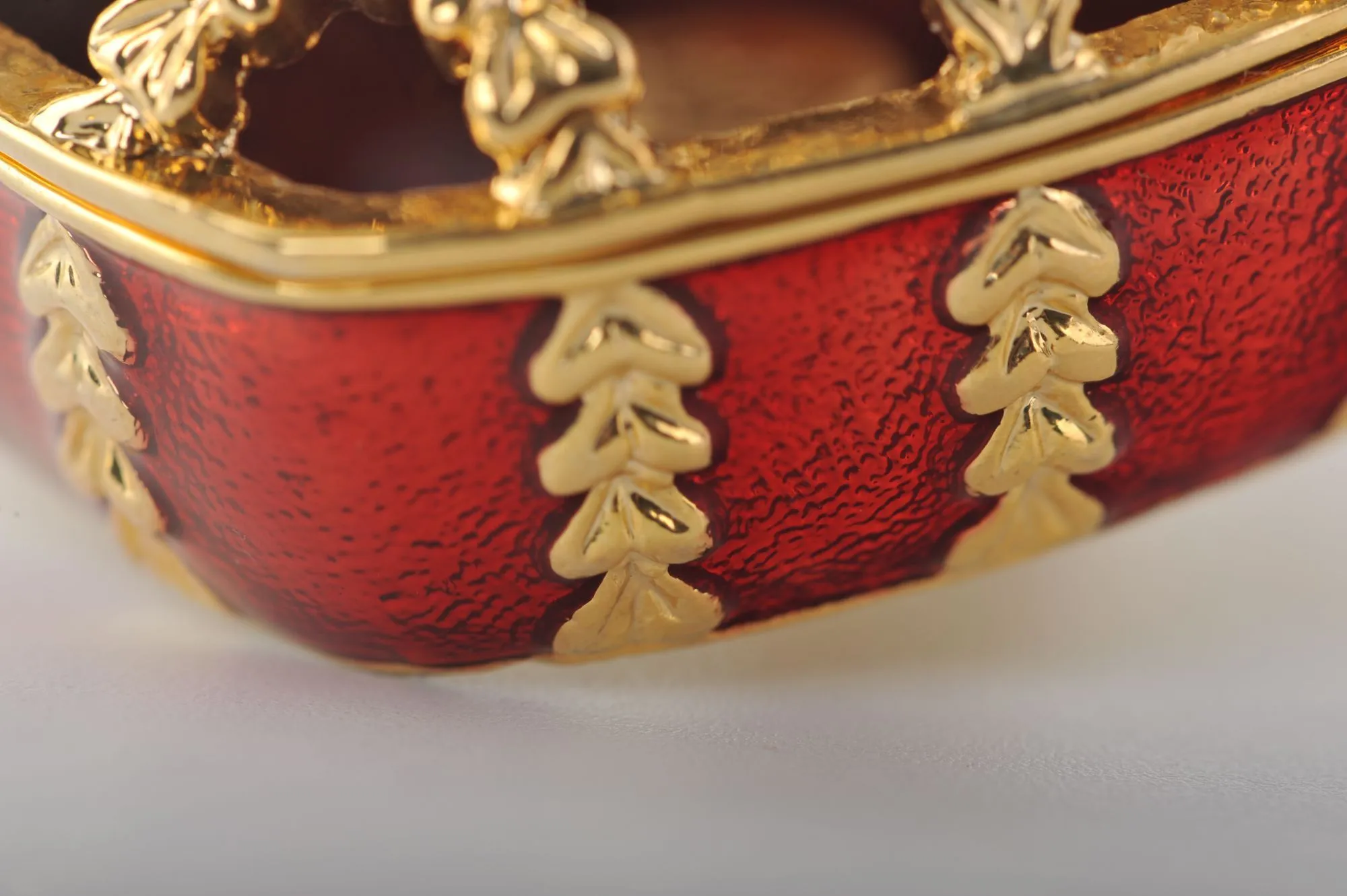Shiny Heart Trinket Box