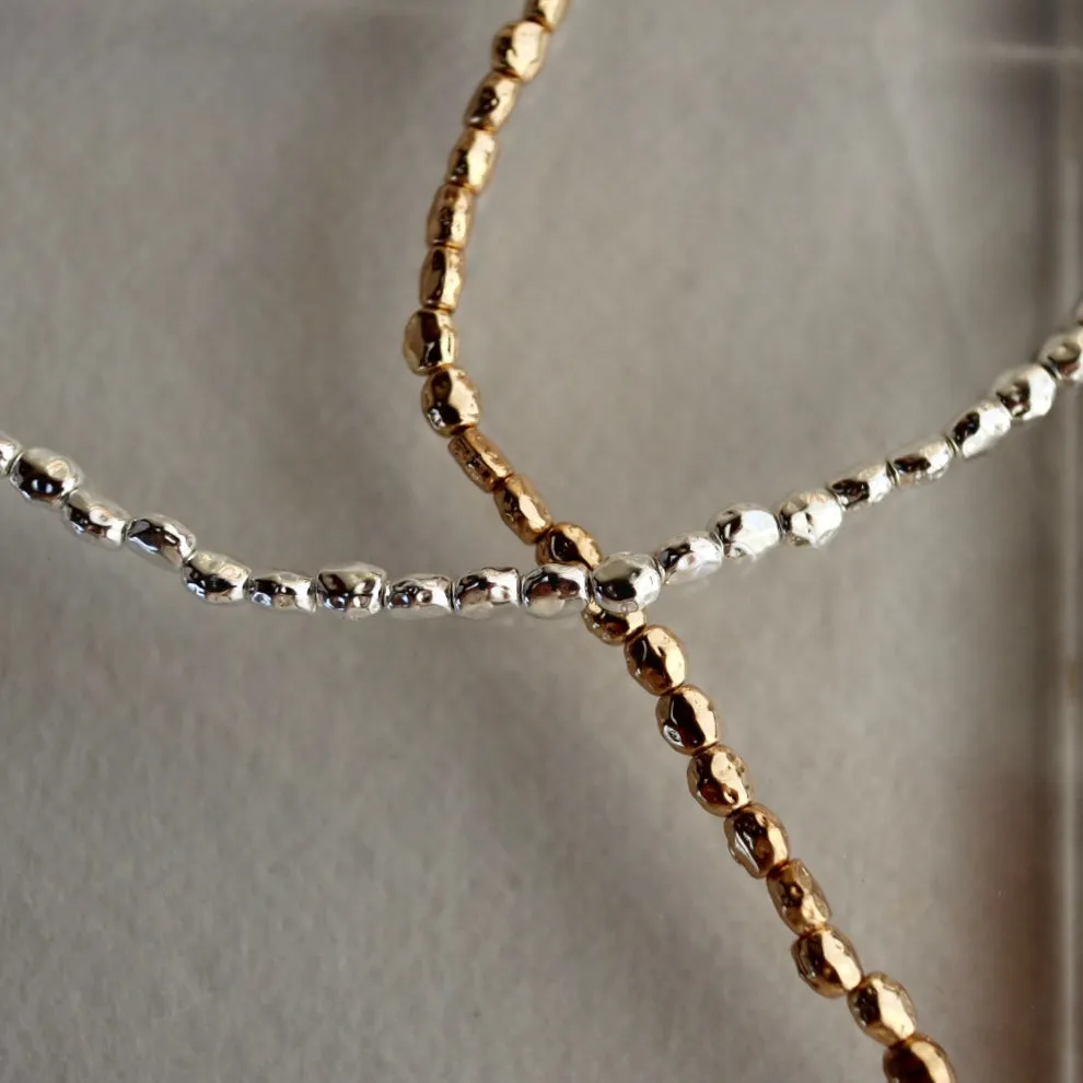 shiny pebbles necklace