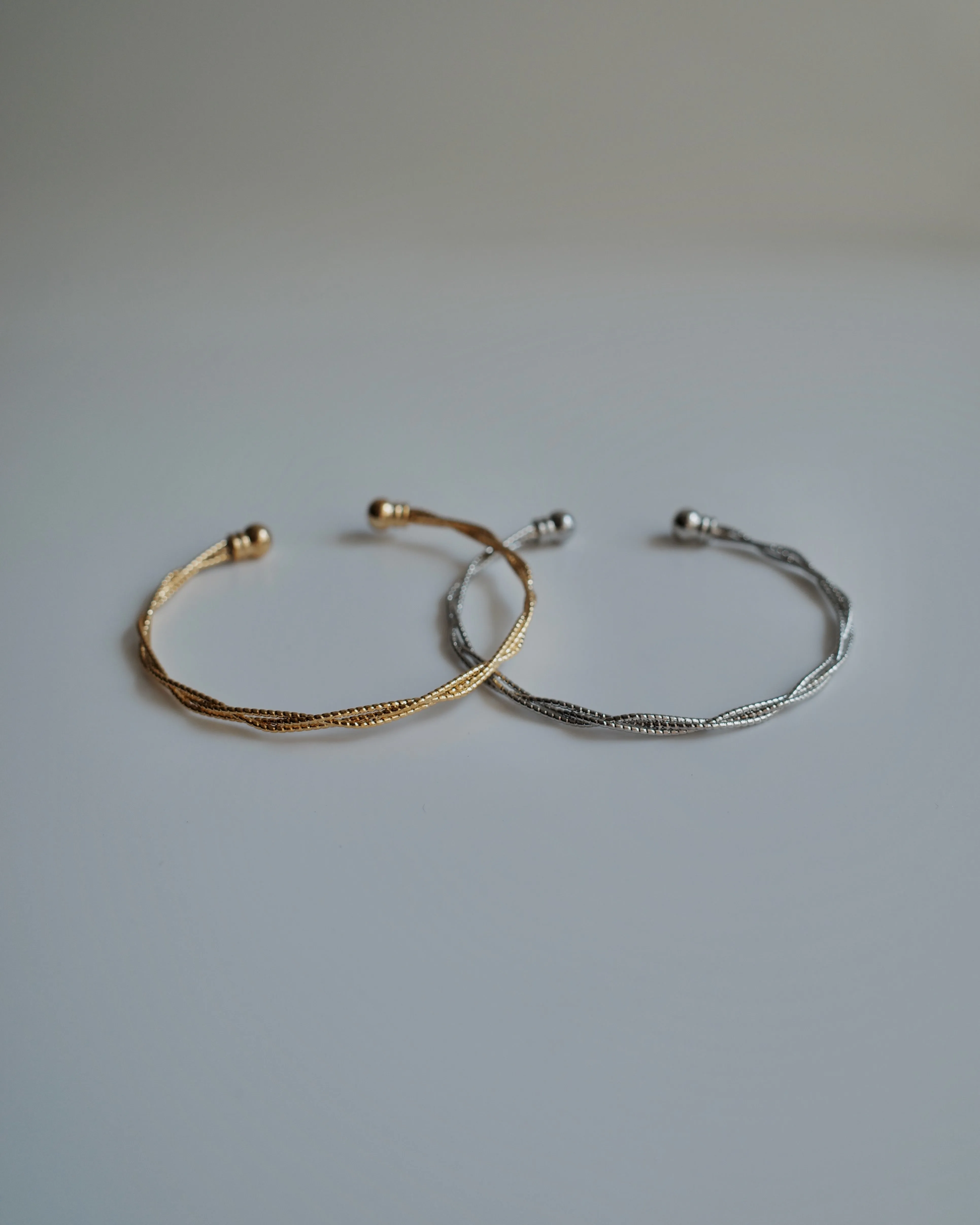 shiny twist bangle