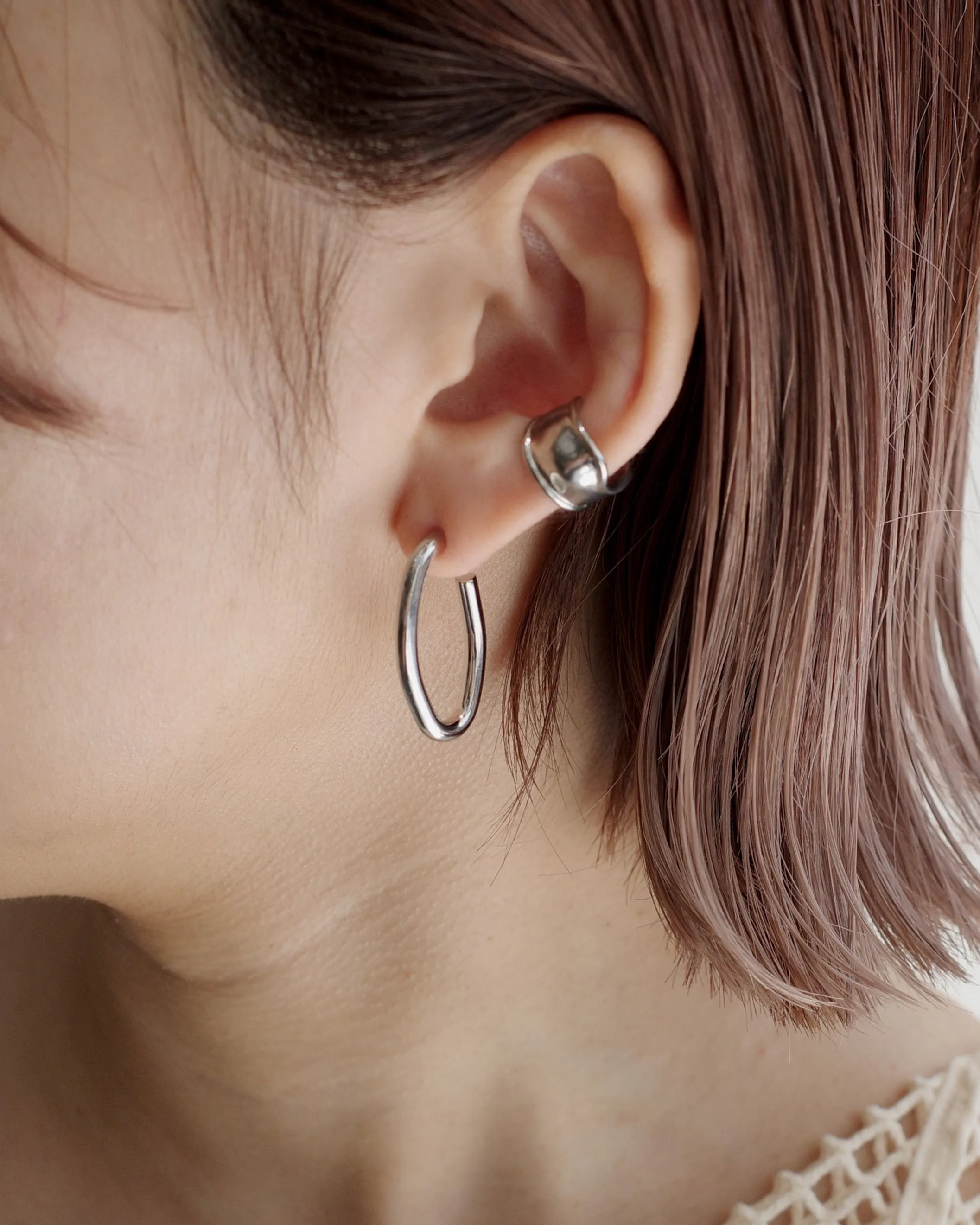shiny vertical pierce