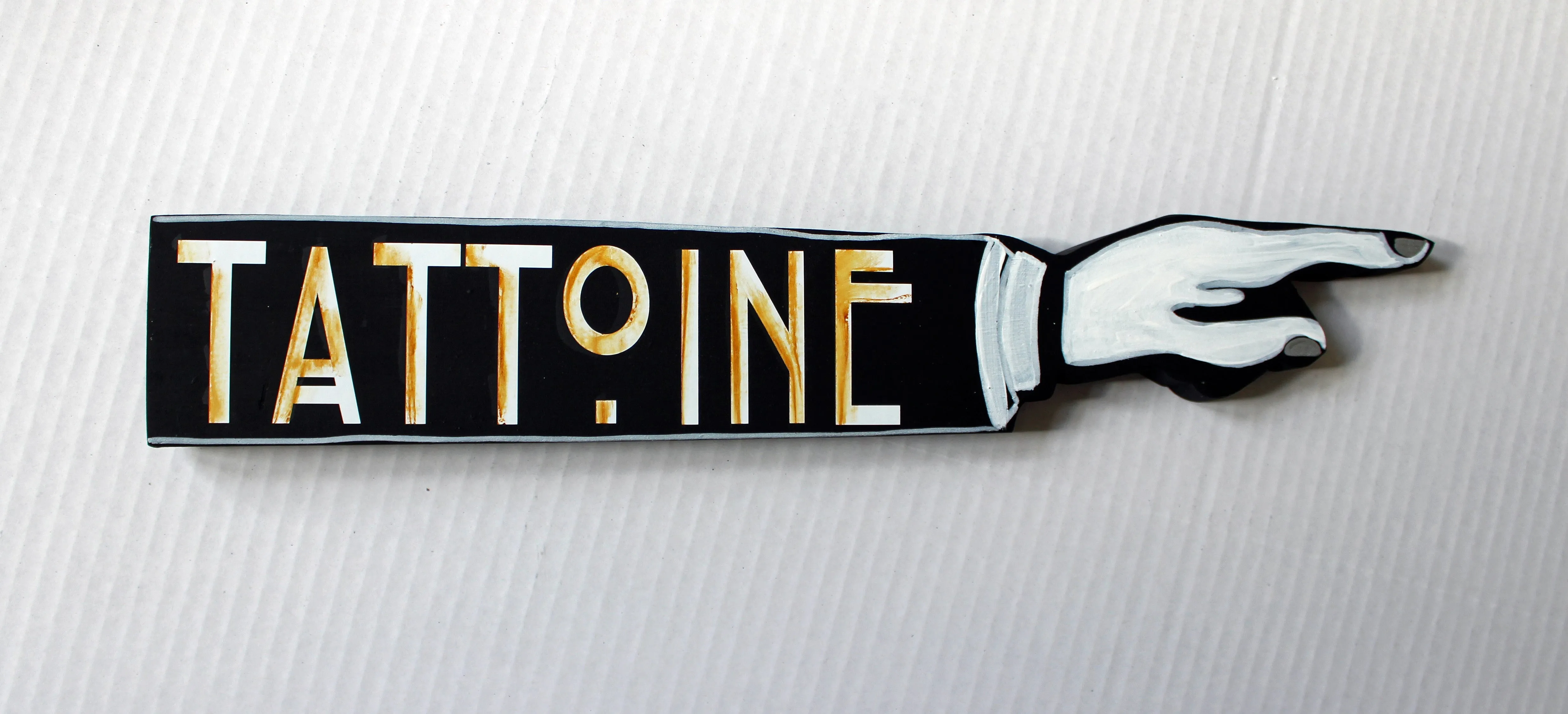 star planet Tattoine - wooden pointy sign