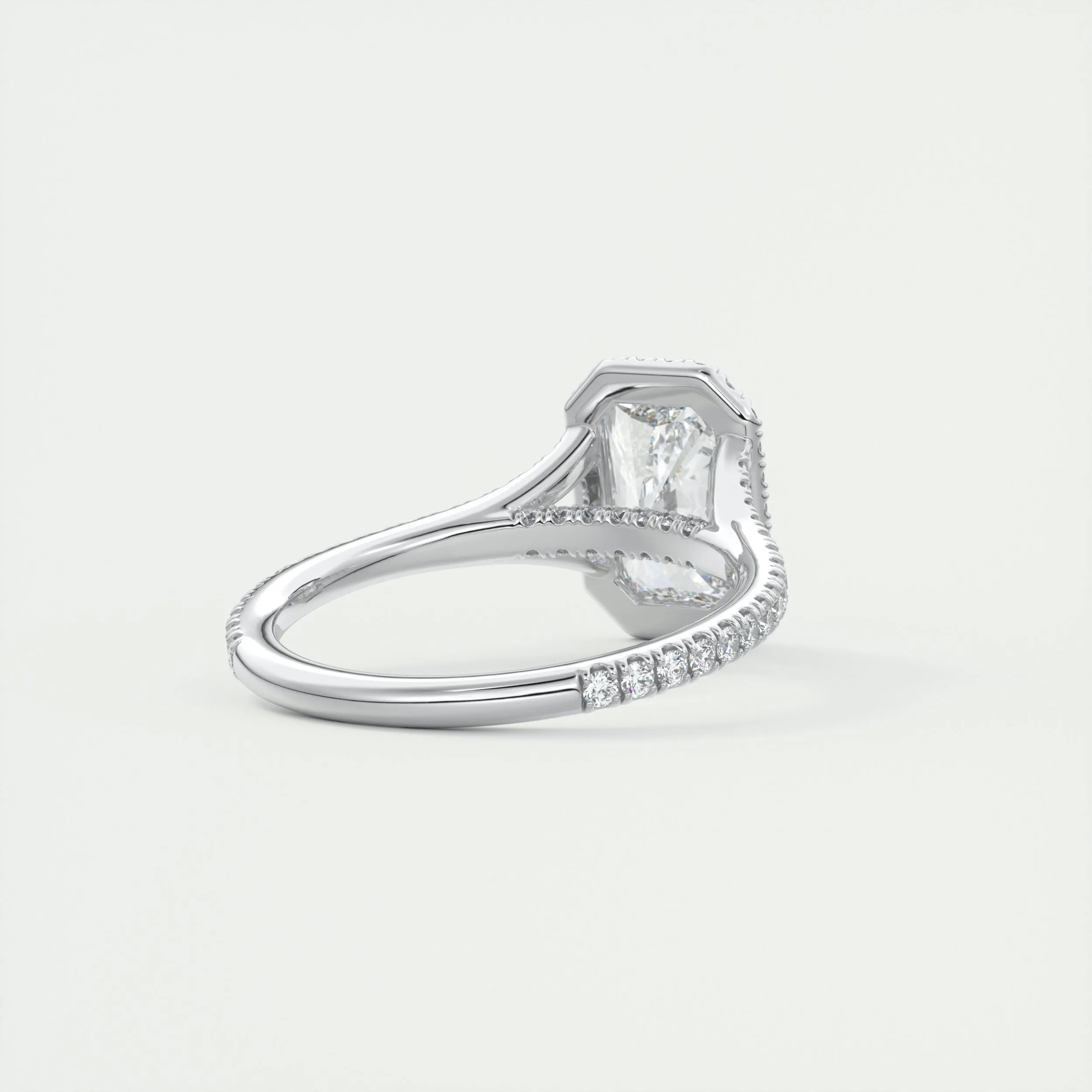 The French Halo | Radiant
