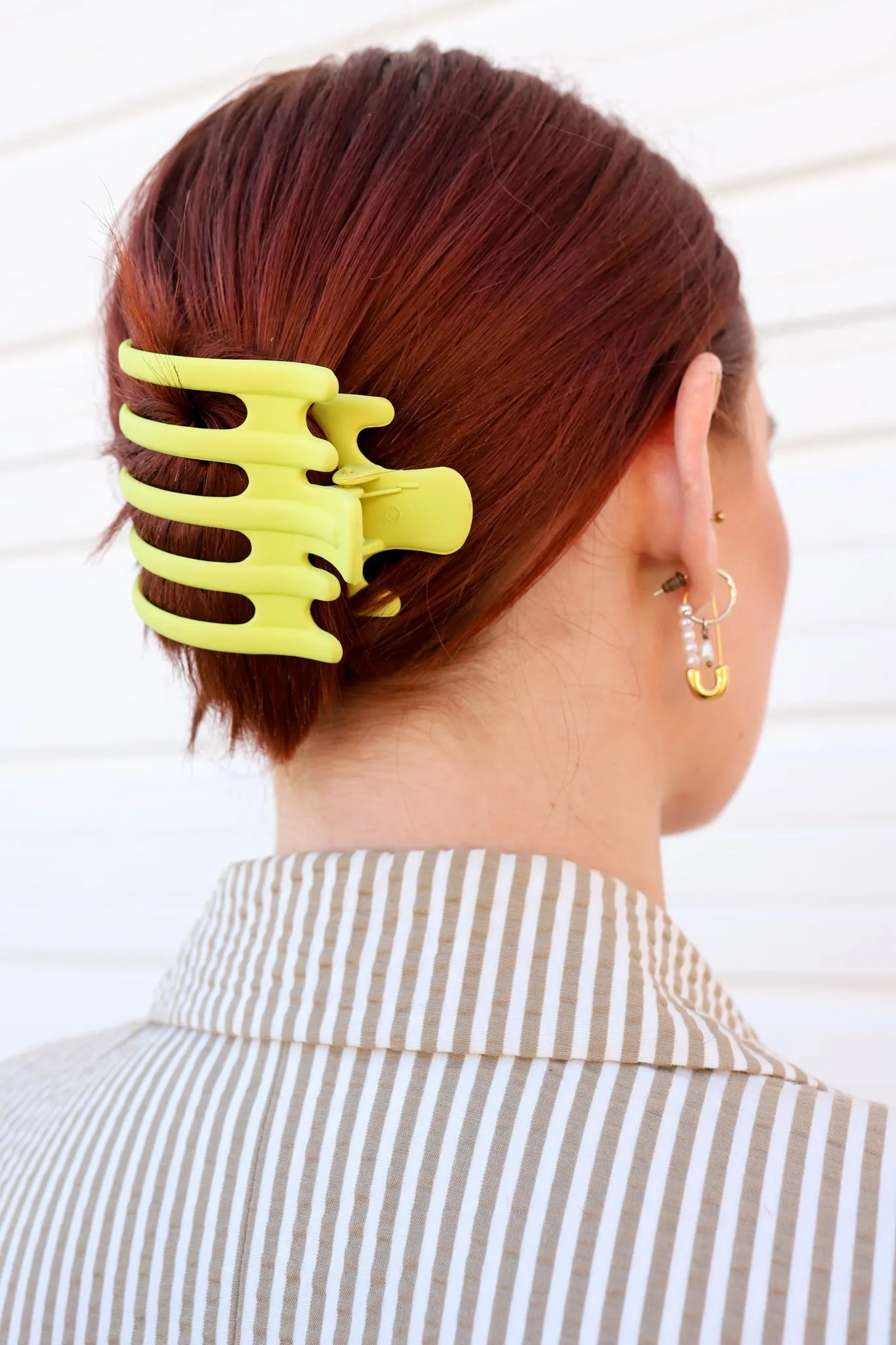 THE KAXI WIDE LAY DOWN CLAW ( 15 COLORS )