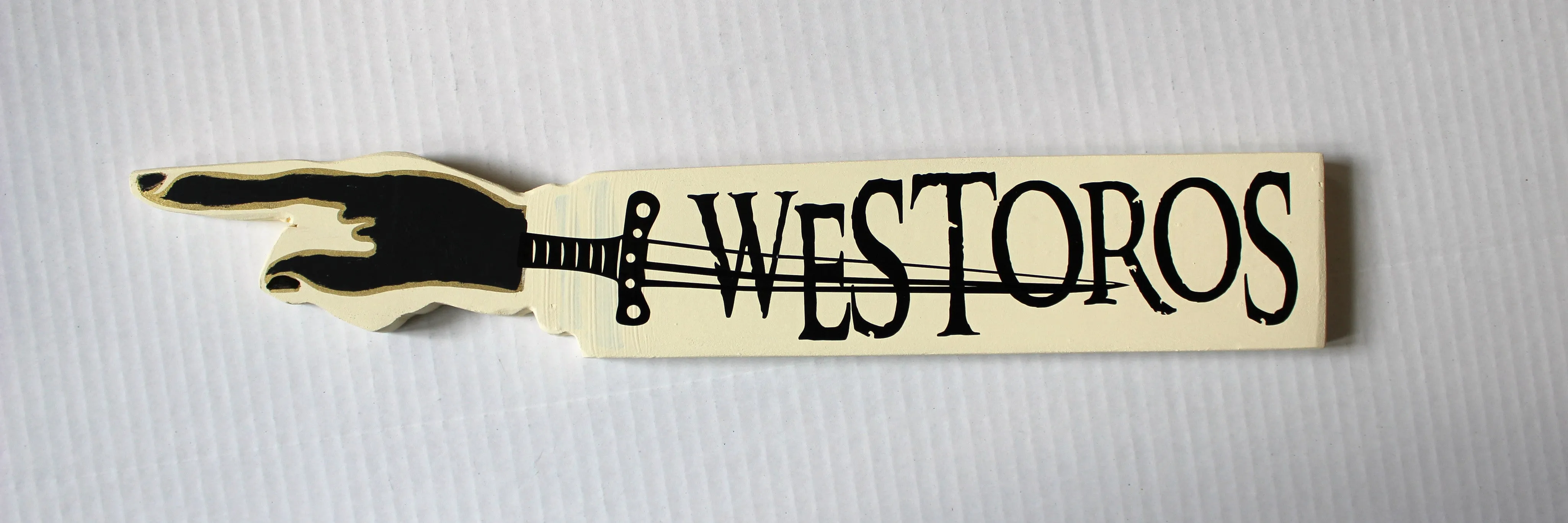 Thrones Collection - wooden pointy finger signs