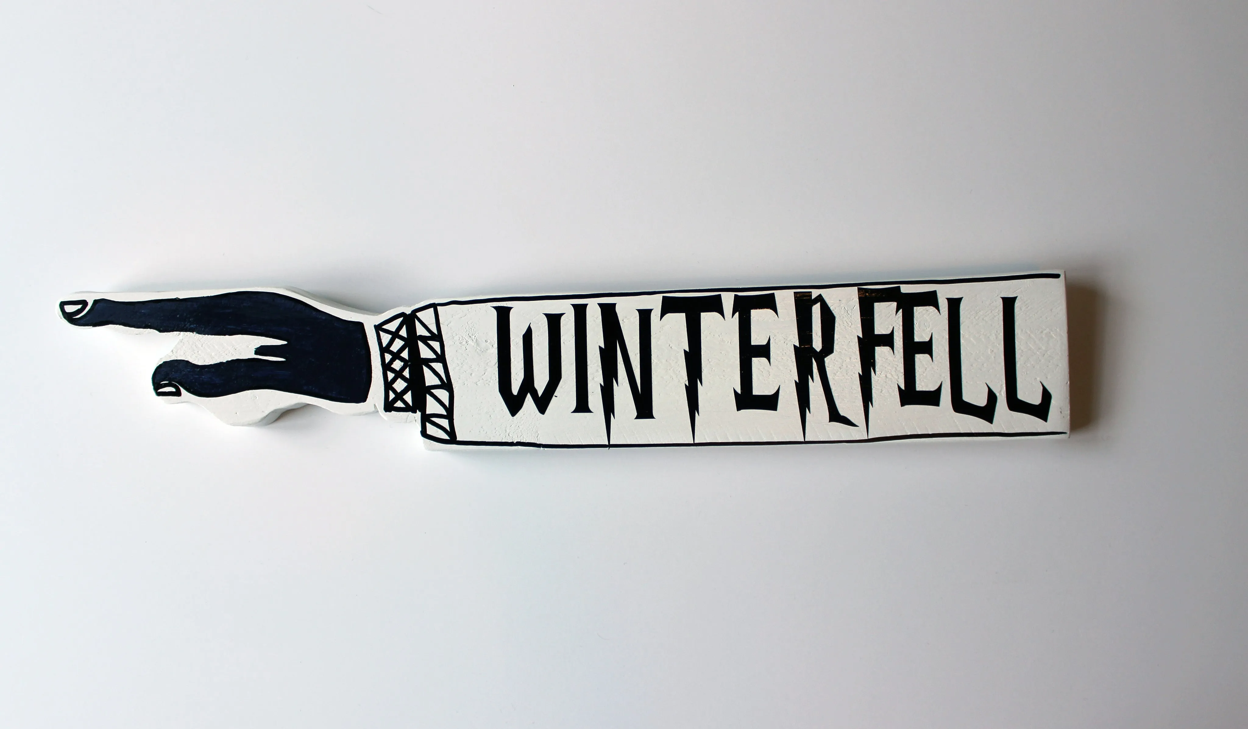 Thrones Collection - wooden pointy finger signs