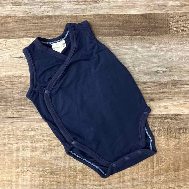 Uniqlo ONESIE basic