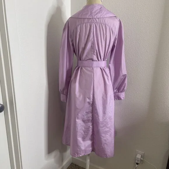 Vintage Totes Very Feminine Puff Sleeve Trench Style Raincoat in Lavener