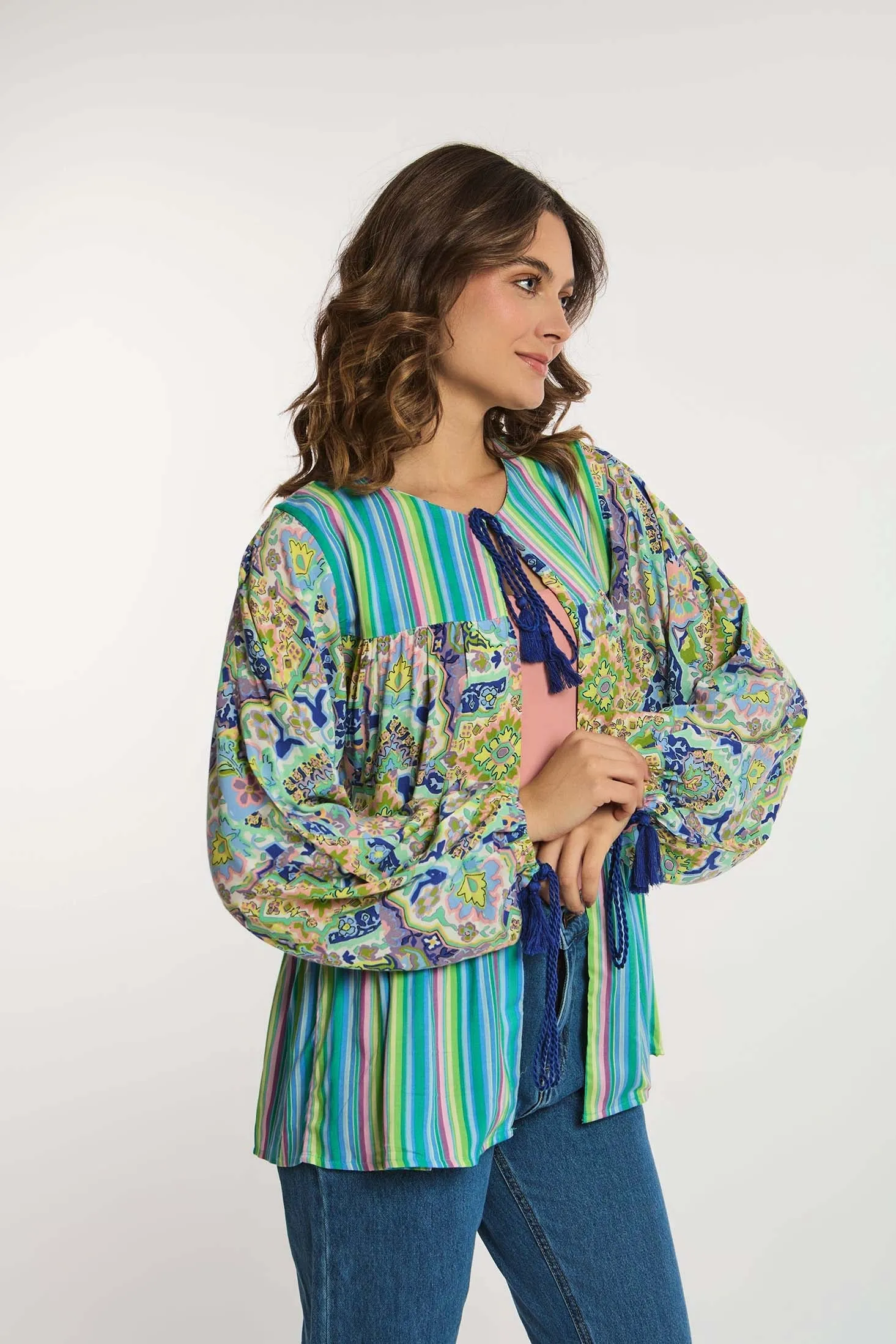 Women Kimono Viscose Short Kimono With Ruffle Multicolor