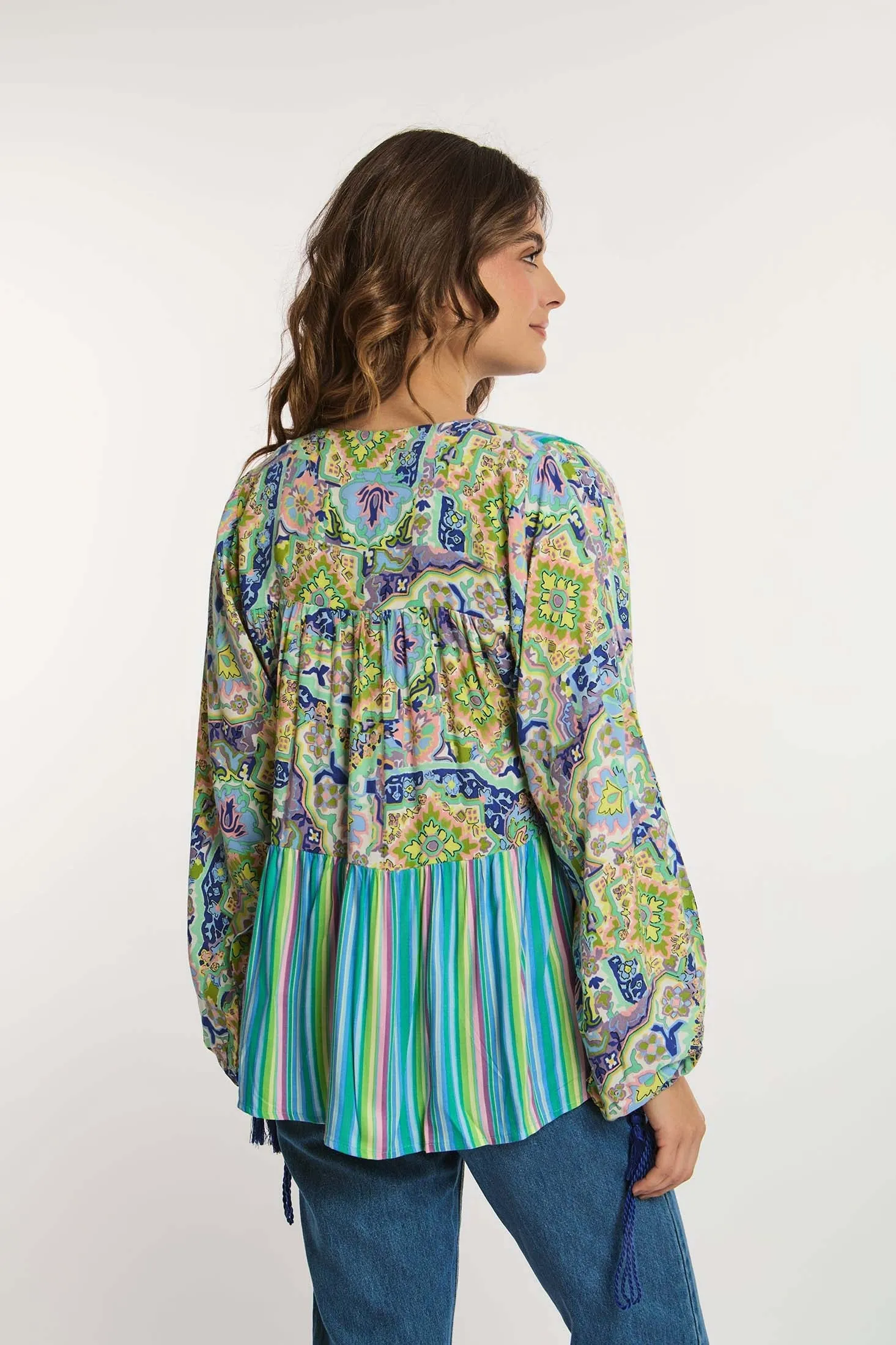 Women Kimono Viscose Short Kimono With Ruffle Multicolor
