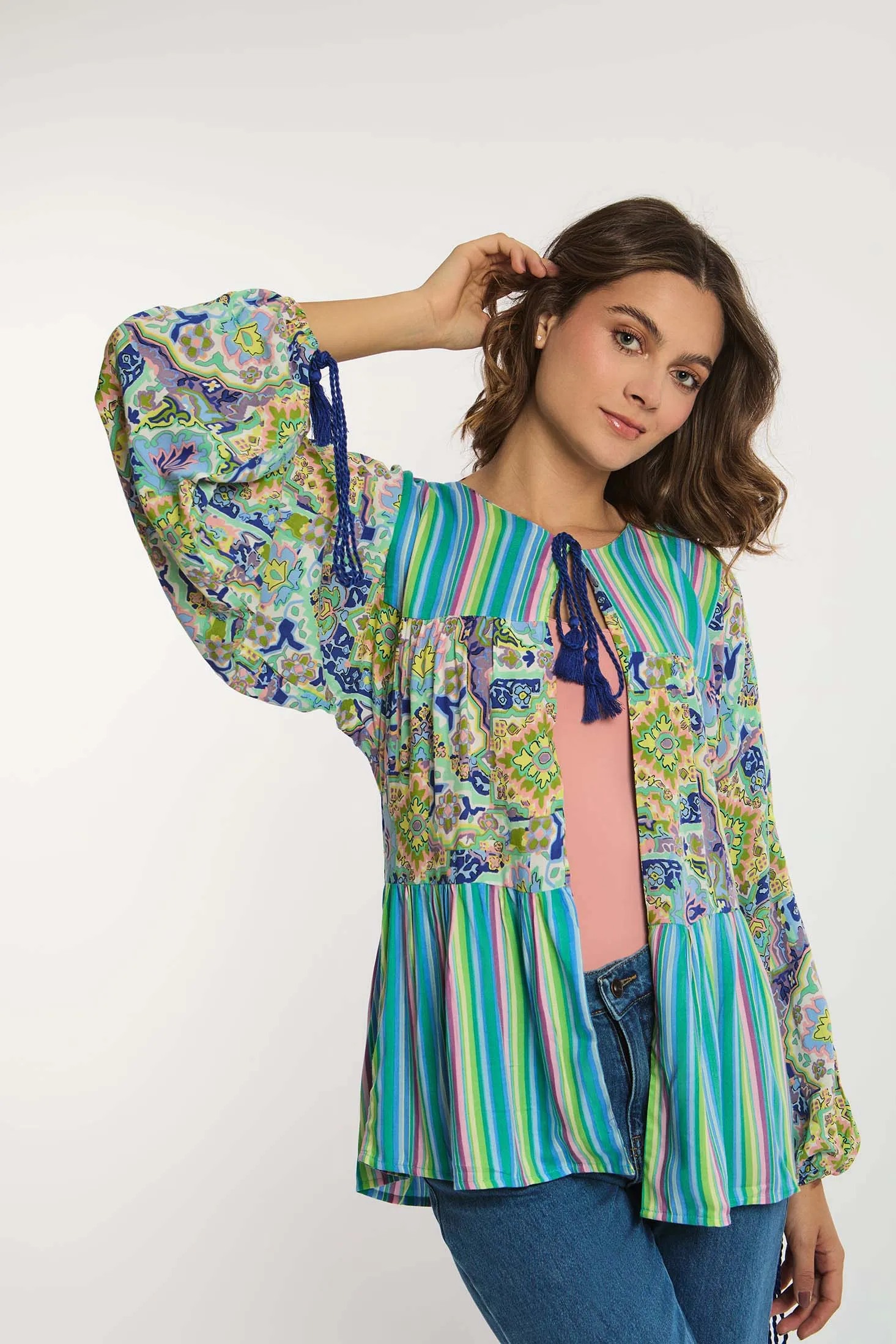 Women Kimono Viscose Short Kimono With Ruffle Multicolor
